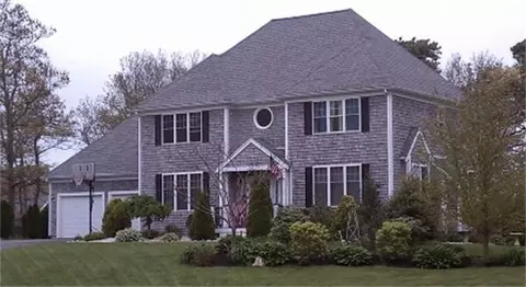 8 Sheppard Rd, Sagamore Beach, MA 02562 photo 1
