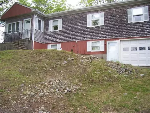 16 Margaret Ct, Fall River, MA 02721 photo 1