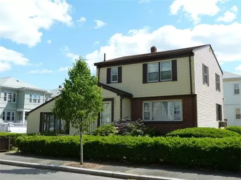 33 Silver Rd, Everett, MA 02149 photo 1