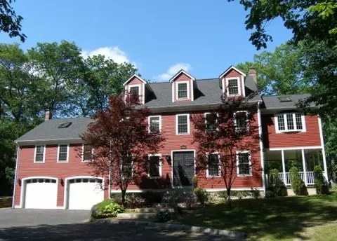 323 Westboro Rd, Upton, MA 01568 photo 1