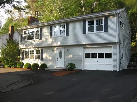 645 Summer Ave, Reading, MA 01867 photo 1