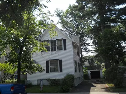 27 Forest St, Springfield, MA 01108 photo 1