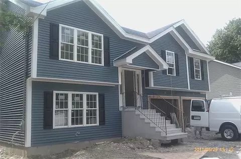 27 Chicope St, Worcester, MA 01602 photo 1