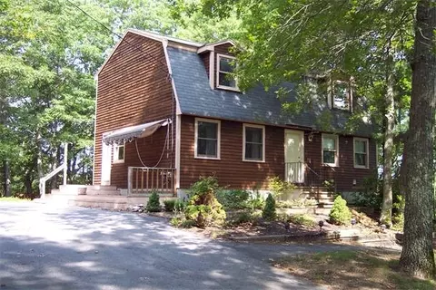 570 Main St, Rowley, MA 01969 photo 1
