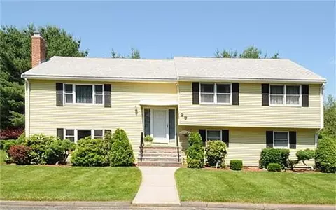 29 Mary Chilton Rd, Needham, MA 02492 photo 1
