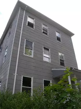 54 Raymond St, Worcester, MA 01607 photo 1