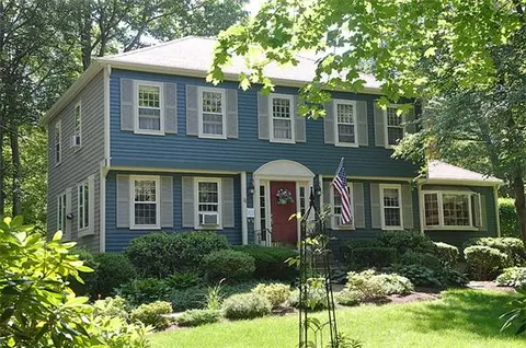 22 Harvard Dr, Hingham, MA 02043 photo 1