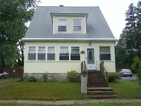 24 Wadsworth St, Danvers, MA 01923 photo 1