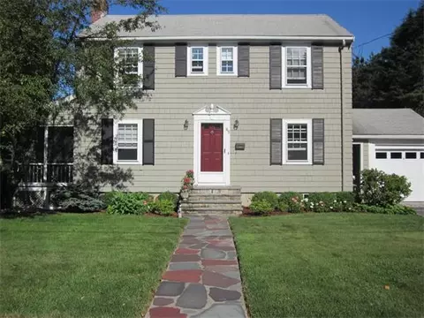 85 Mayflower Rd, Needham, MA 02492 photo 1