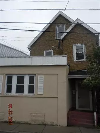 130 Bow St, Everett, MA 02149 photo 1