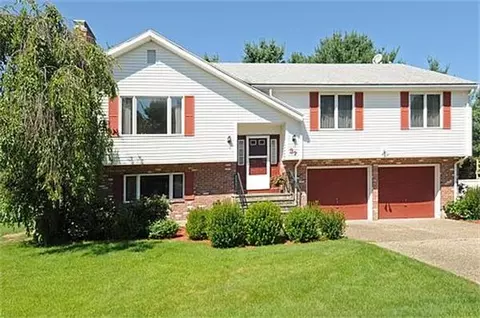37 Mary Chilton Rd, Needham, MA 02492 photo 1