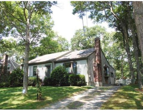 27 Pinecrest Ave, Mashpee, MA 02649 photo 1