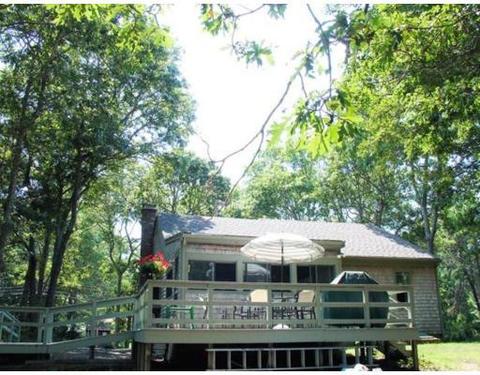 27 Pinecrest Ave, Mashpee, MA 02649 photo 3