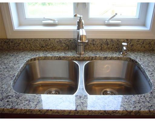 130 Meeson St, Fall River, MA 02724 photo 6