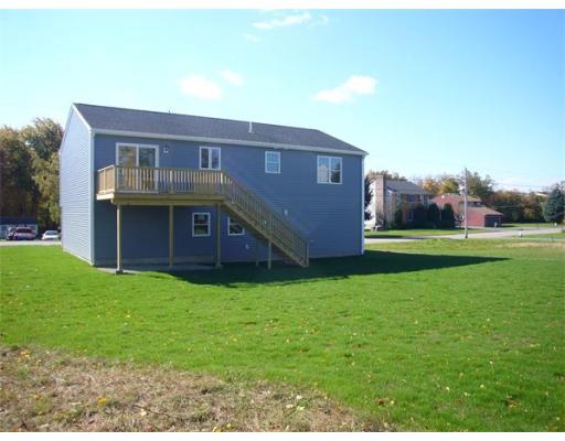 130 Meeson St, Fall River, MA 02724 photo 2