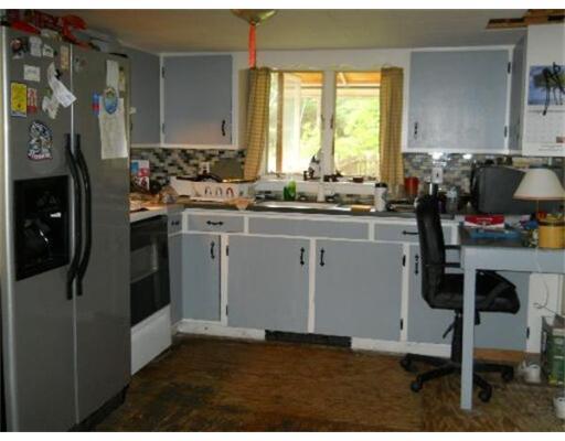 98 Platts Rd, Ashburnham, MA 01430 photo 3