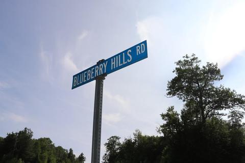 6 Blueberry Ln, Westhampton, MA 01027 photo 2