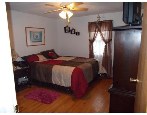 194 Peekskill Ave, Springfield, MA 01129 photo 9