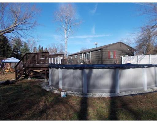194 Peekskill Ave, Springfield, MA 01129 photo 4