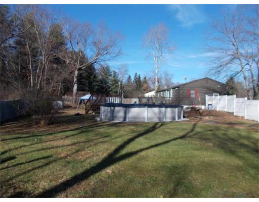 194 Peekskill Ave, Springfield, MA 01129 photo 15