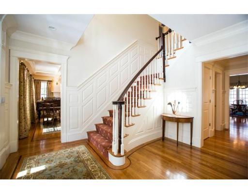 56 Windsor Rd, Wellesley, MA 02481 photo 3