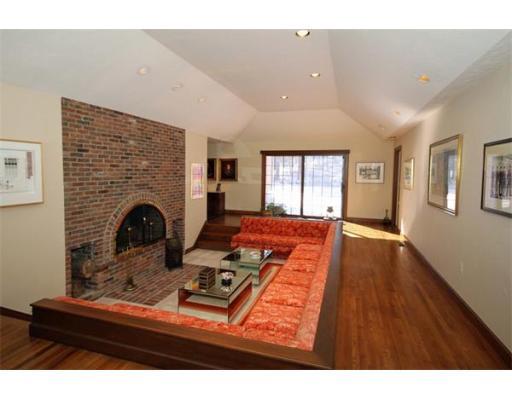 47 Walnut Rd, Weston, MA 02493 photo 4