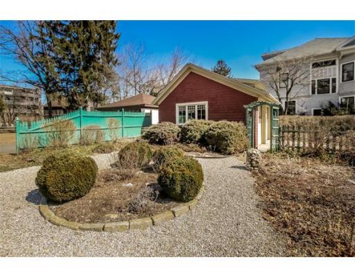 237 Longhill St, Springfield, MA 01108 photo 26