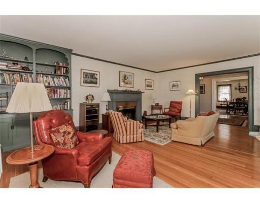 237 Longhill St, Springfield, MA 01108 photo 15