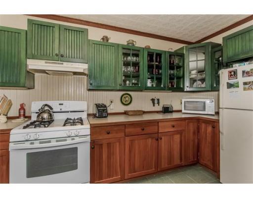 237 Longhill St, Springfield, MA 01108 photo 10
