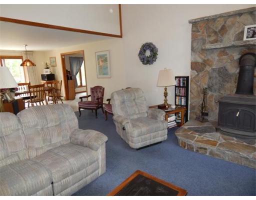 13 Dakel Dr, Assonet, MA 02702 photo 3