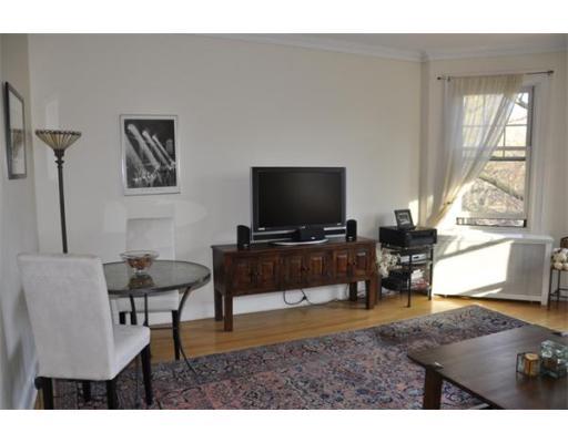 119 Freeman St #2, Brookline, MA 02446 photo 3