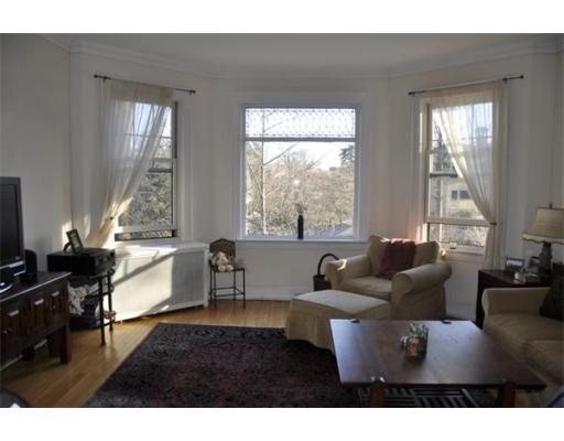 119 Freeman St #2, Brookline, MA 02446 photo 2