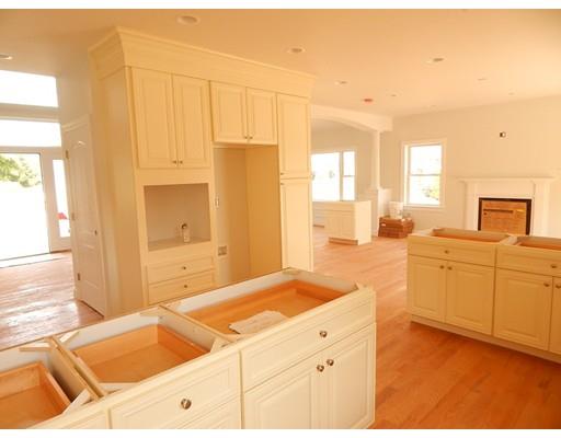 71 Regency Dr, Dracut, MA 01826 photo 9