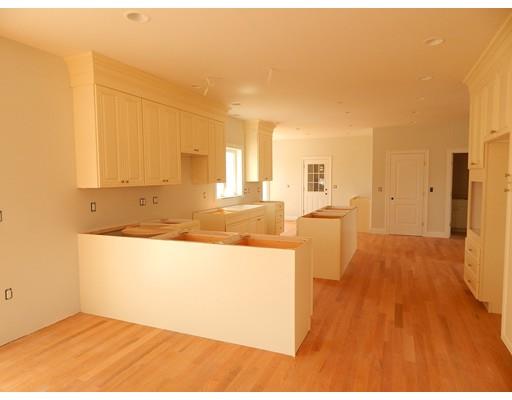 71 Regency Dr, Dracut, MA 01826 photo 12