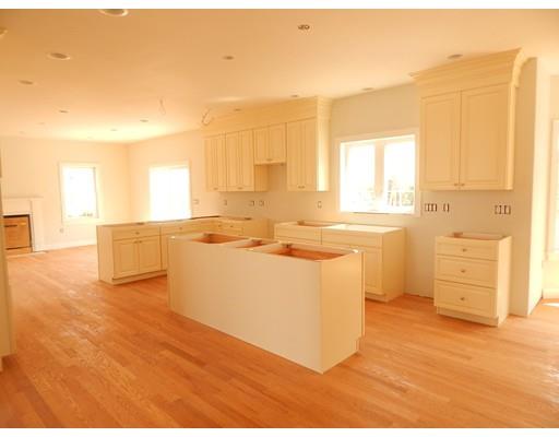 71 Regency Dr, Dracut, MA 01826 photo 7