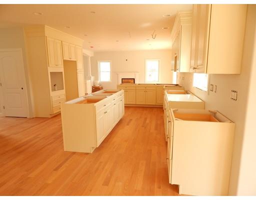 71 Regency Dr, Dracut, MA 01826 photo 8