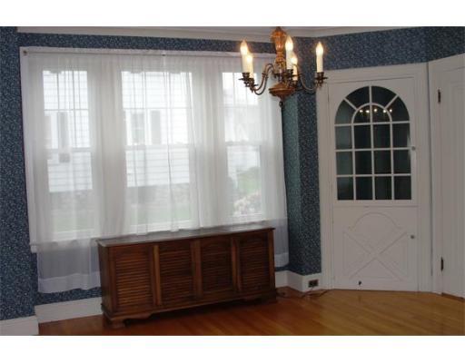 21 Thorndyke Rd, Worcester, MA 01606 photo 9