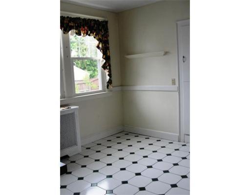 21 Thorndyke Rd, Worcester, MA 01606 photo 15