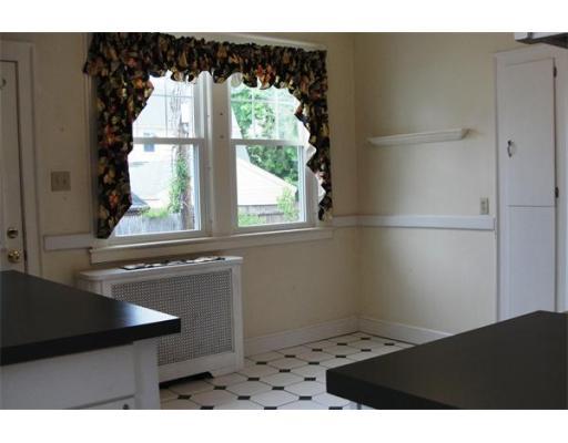 21 Thorndyke Rd, Worcester, MA 01606 photo 13