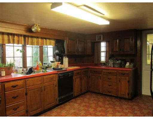 487 Locust St, Danvers, MA 01923 photo 12
