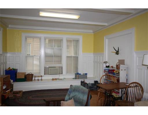 30 Sever St, Worcester, MA 01609 photo 3