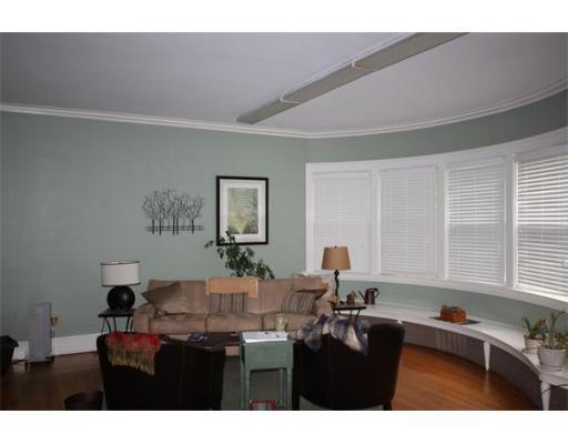 30 Sever St, Worcester, MA 01609 photo 5