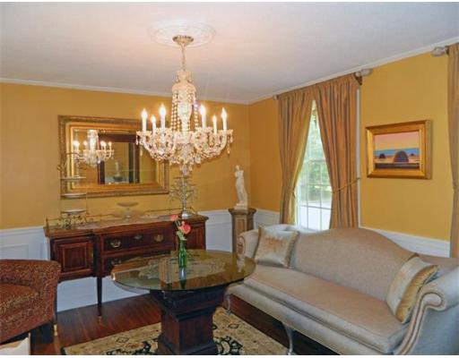 4 Hackney Cir, Andover, MA 01810 photo 8