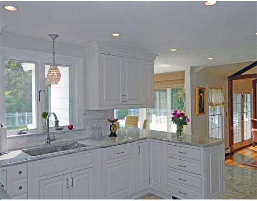 4 Hackney Cir, Andover, MA 01810 photo 11