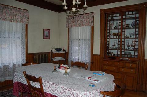 27 Pleasant St, Beverly, MA 01915 photo 13