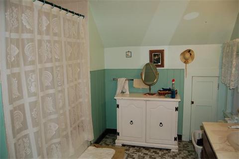 27 Pleasant St, Beverly, MA 01915 photo 24