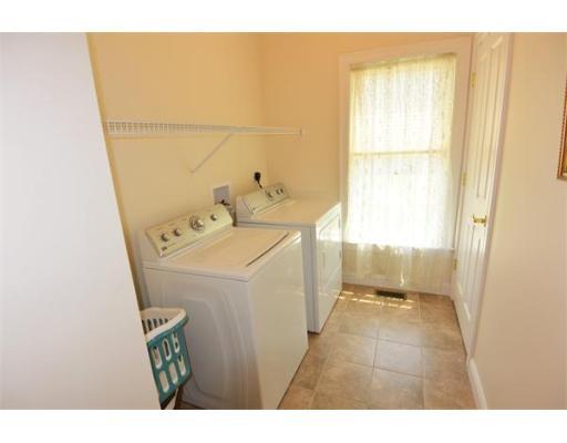 172 Nicholas Dr, Lancaster, MA 01523 photo 13