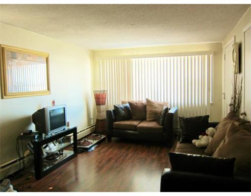 89 Wilton St, Springfield, MA 01109 photo 3