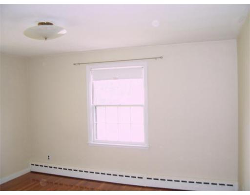 19 Stoneleigh Rd, Worcester, MA 01606 photo 12