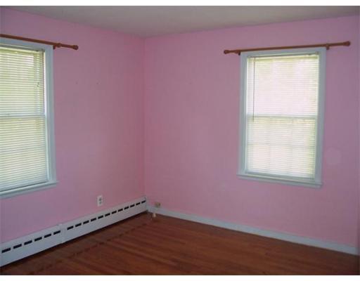 19 Stoneleigh Rd, Worcester, MA 01606 photo 4
